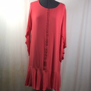 Loose Fitting Bottom Ruffled Dress Size